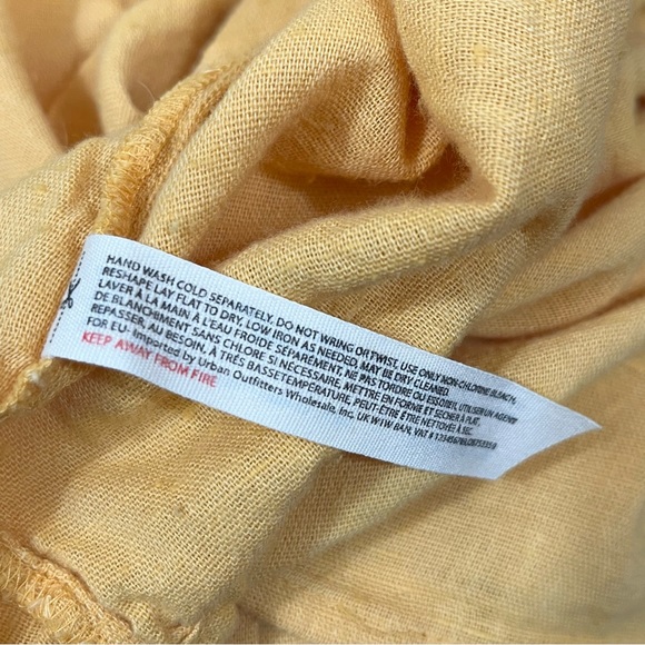 Free People Beyond The Beach Yellow Flare Sleeve V-Neck Wrap Top Size Small NWOT - Picture 9 of 11